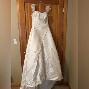 Maggie Sottero Couture Wedding Dress size 8